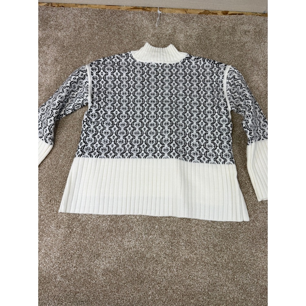 NEW Free Assembly Womens Cuff Mock Neck Sweater Cream Navy Medium